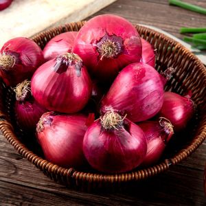 Fresh Red Onion, Packaging Size : 25-50kg Gunny Bag for Cooking