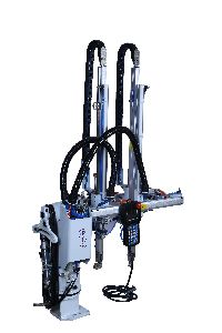Sprue Picker Robot