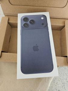 Brand New Apple iPhone 17 Pro Max