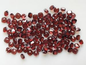 Loose Gemstones