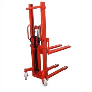 3 Phase Mild Steel Hydraulic Stacker Machine