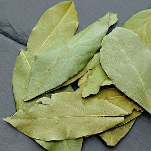 Bay Leaves, Color : Green Standard for Cooking