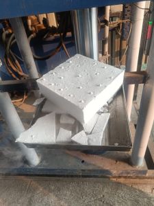 Solid Carbon Dioxide Dry Ice, Color : White 12 Kg Blocks