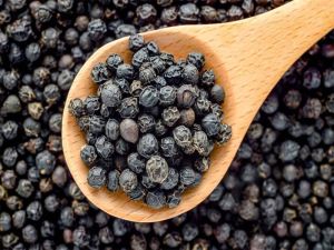 Raw Black Pepper Seeds, Packaging Size : 25-50kg