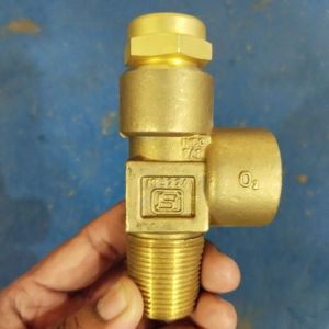 Polished Brass Oxygen Cylinder Valve Standard
