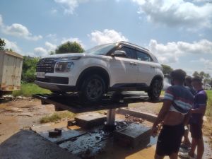 Butterfly 4 Ton Two Post Washing Lift