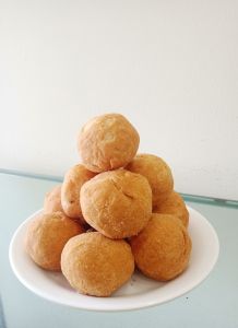 Dry  Kachori