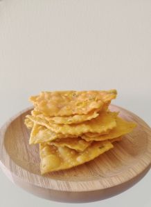 Palak Papdi, Brand Name : Mahavir Namkeen, Packaging Size : 5Kg