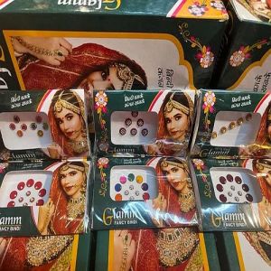 Glamm Fancy Round Velvet Bindi, Color : Assorted for Adorn Forehead