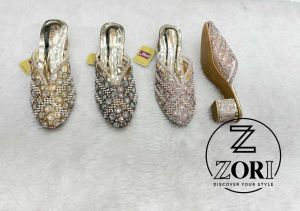 Synthetic Leather Glossy Ladies Heel Sandal, Brand Name : Zori