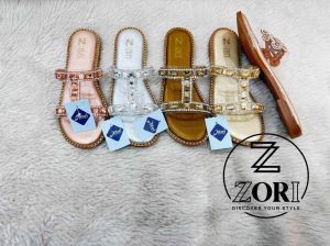 Synthetic Pearl Embellished Fancy Women Slipper, Brand Name : Zori