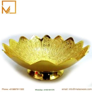 Glossy Shine Malacware Metal Attractive Golden Floral Cut Brass Bowl