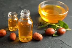 Jojoba Oil, Pack Size : 100ml, 200ml, 250ml, 50ml, Form : Liquid