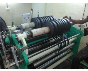 Semi Automatic Paper Slitter Rewinding Machine, Brand Name : Accurate