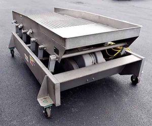 Automatic Mild Steel Vibrating Conveyor, Brand Name : Caspero