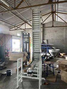 Automatic Z Type Bucket Conveyor, Rated Power : 2 HP