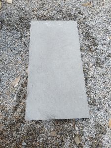 Full Body Tiles Kurnool Grey Limestone Slab, Form : Cut-to-Size