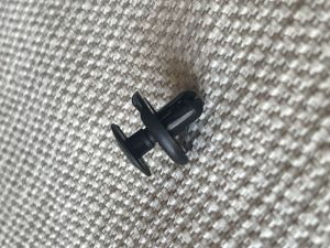 Revert Push Car Clip