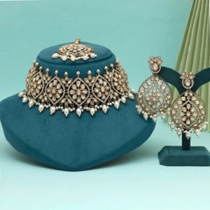 Gold Color Pakistani Choker Kundan Necklace Set (KN1449GLD)