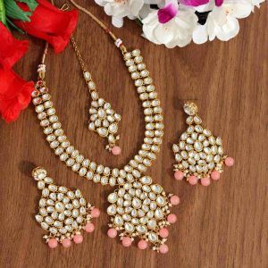 Peach Color Kundan Necklace Set