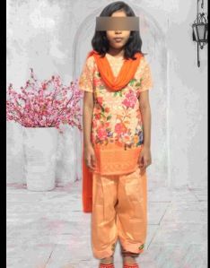 Chikankari Kurti Set For Kids