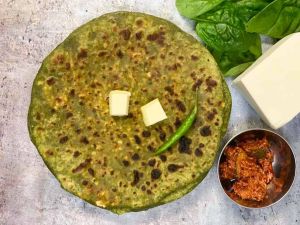 Frozen Palak Paneer Paratha