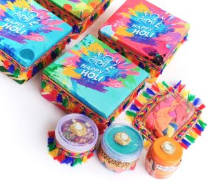 Holi Gift Hamper