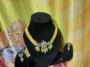 Yellow Choker Necklace Set