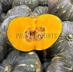 Organic Fresh Pumpkin, Color : Green, Packaging Type : Plastic Bag