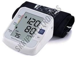 Battery 0-100gm Blood Pressure Machine, Certification : CE Certified, ISO 9001:2008