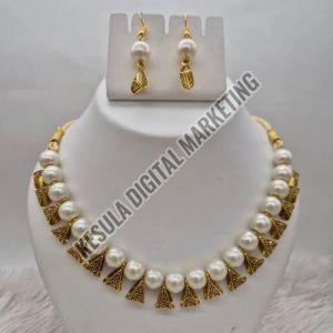 Brass Imitation Pearl Necklace Set Party Wear, Packaging Type : Box, Specialities : Unique Designs