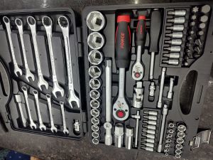 Socket Set 1/2