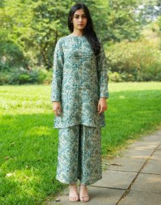 Luxurious Elegance Ladies Silk Kurta