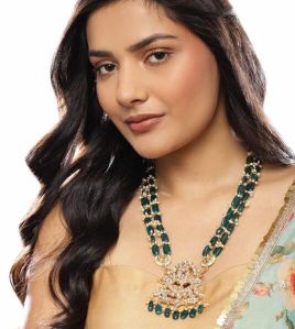 LONG GREEN KUNDAN NECKLACE