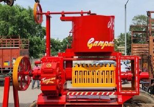 9 Bolt Oil Expeller Machine, Size-30 X 5.1/2