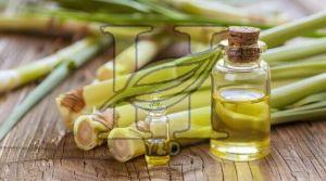 Organic Lemongrass Oil, Color : Light Yellow, Form : Liquid