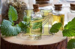 Peppermint Oil, Color : Pale Yellow, Form : Liquid