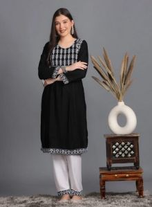 Printed Nyra Yog Rayon Chikankari Kurti, Color : Black S to XL