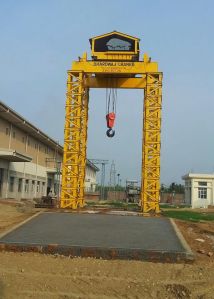 Heavy Duty Gantry Cranes