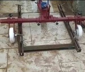 Hydraulic Manhole Cover Lifter