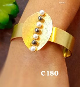 Indiacz Plain Brass Handmade Fancy Kada, Color : All Color