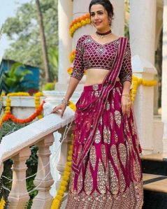 Cherry Red Georgette Golden Zari Women Lehenga Choli
