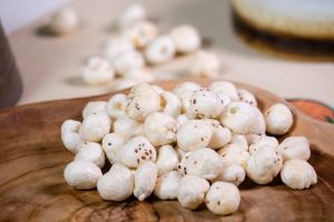 Raw Plain Makhana, Color : White, Certification : FSSAI