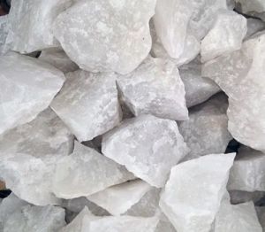 Quartz White Lumps