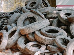 rubber tyre scrap