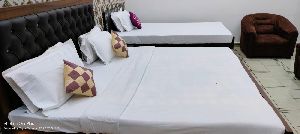 hotel booking services