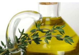 Black Pepper Oil, Form : Liquid, Packaging Size : 100 Ml to 20 Kg