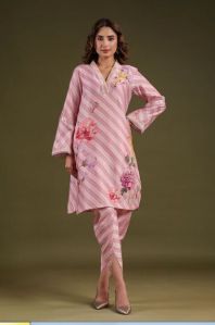 Noor Light Pink Striped Kurti Set