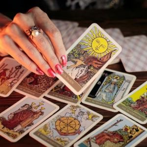 Tarot Card Reading Astrologer Service