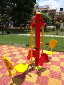 Era Sports Manual Outdoor Leg Press, Color : Red & Yellow